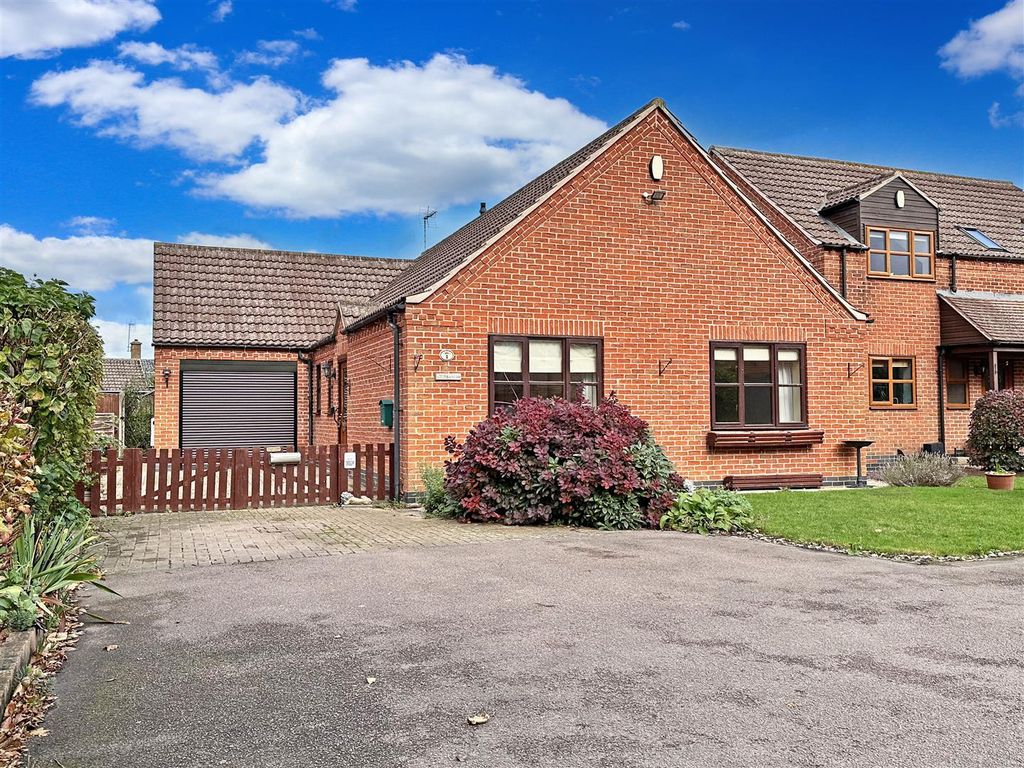 Property photo 1 of 16 Front Aspect 115