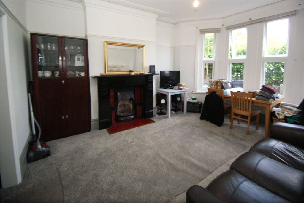 Property photo 3 of 6 Picture No. 02