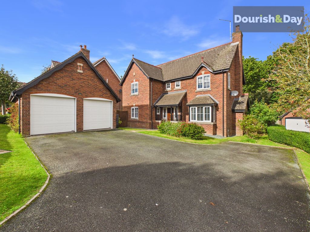Property photo 2 of 48