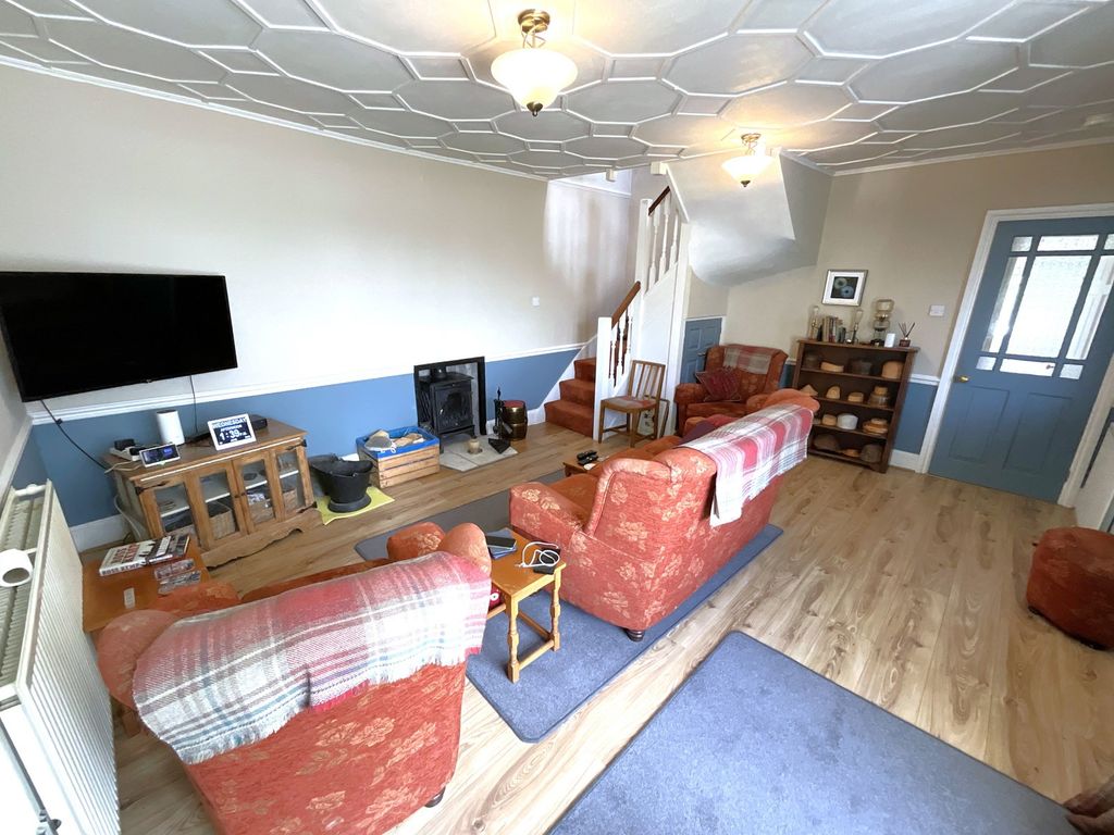 Property photo 3 of 15