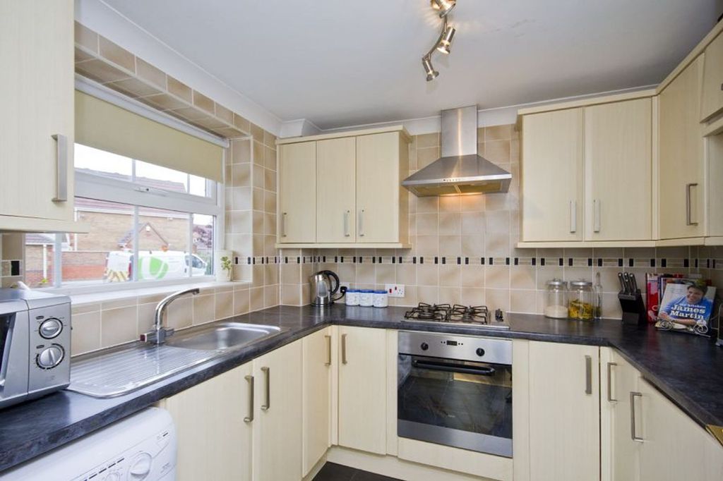 Property photo 2 of 4