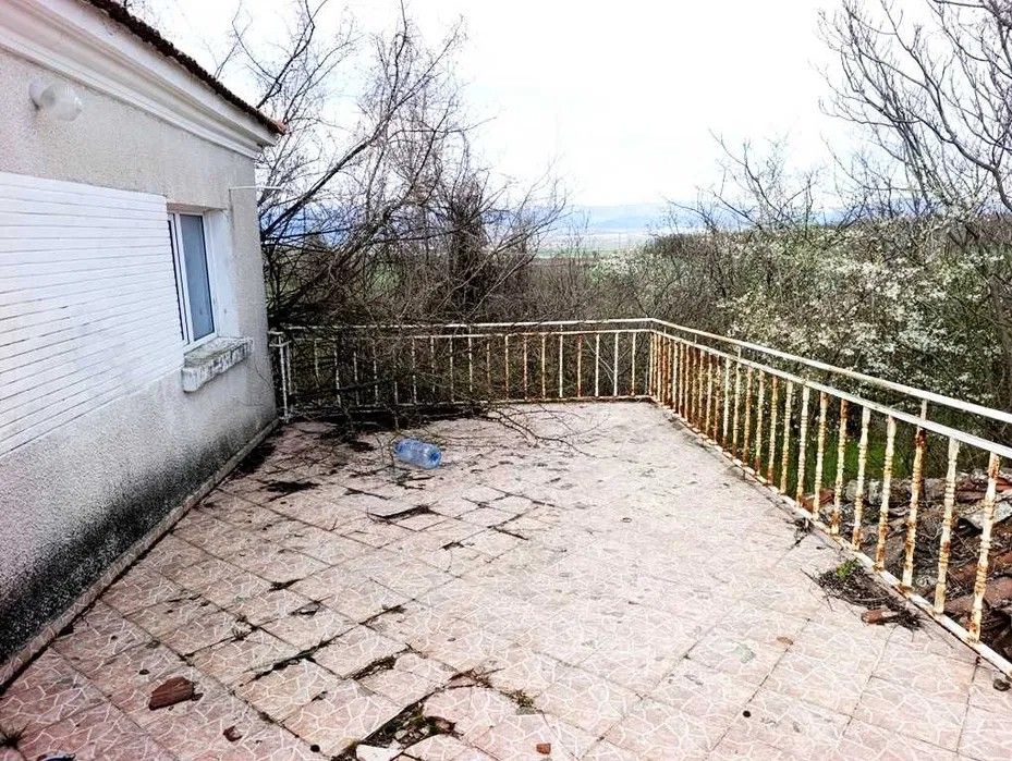 Property photo 2 of 7