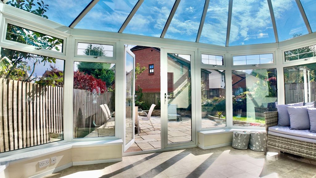 Property photo 3 of 33