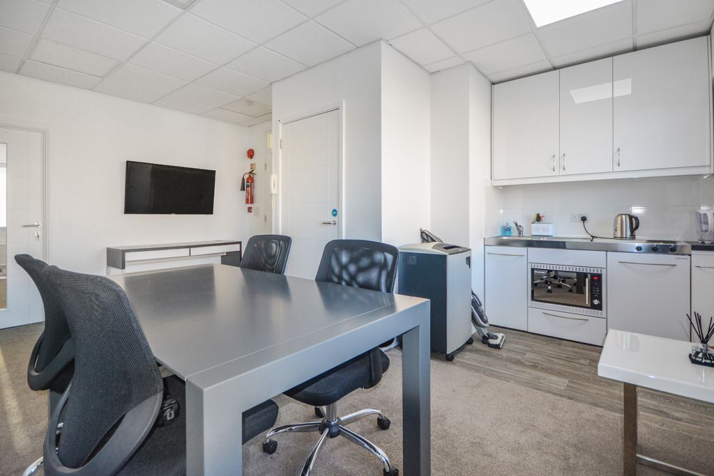 Property photo 3 of 13 Photo 17