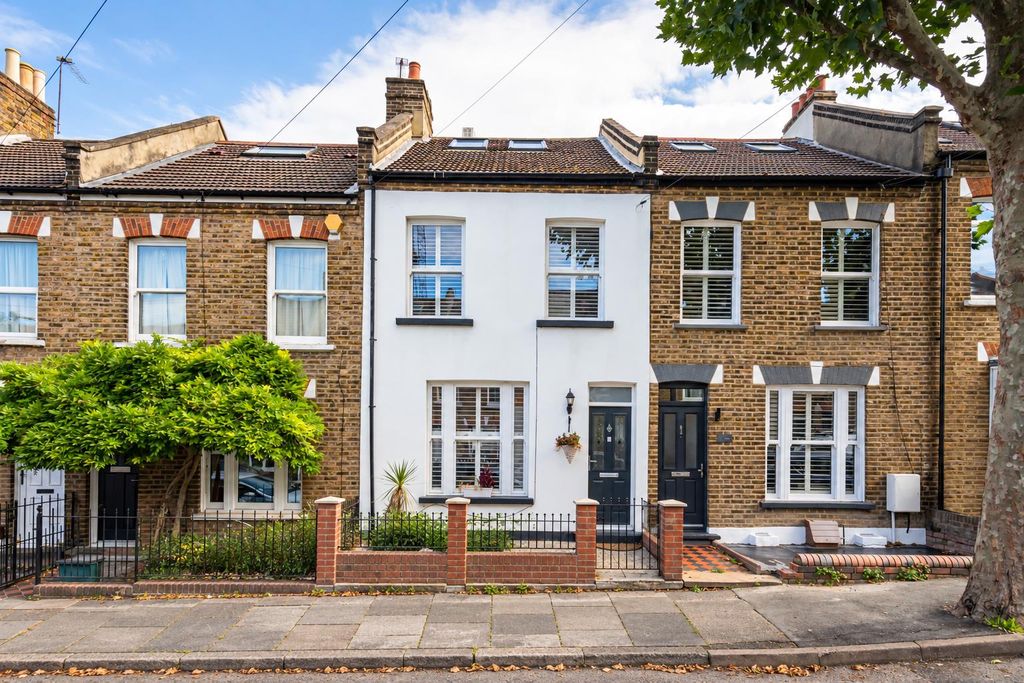 Property photo 1 of 18 26_93864.Jpg.Png