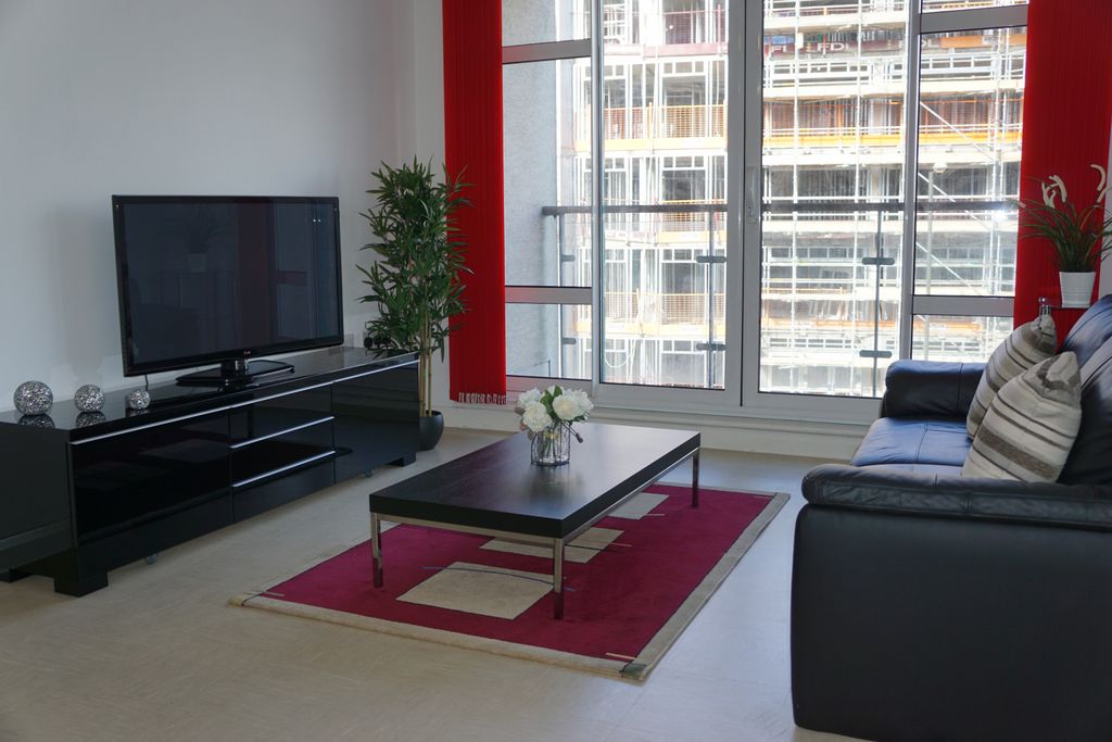 Property photo 2 of 6 Gallery