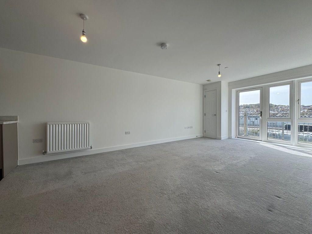 Property photo 3 of 8 Living Room