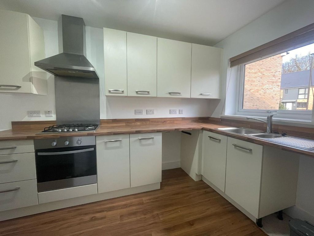 Property photo 2 of 12 Psiy2945.Jpg