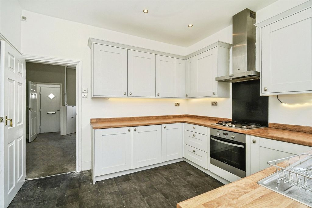 Property photo 3 of 10 Picture No. 20
