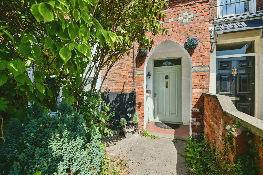 Property photo 1 of 22
