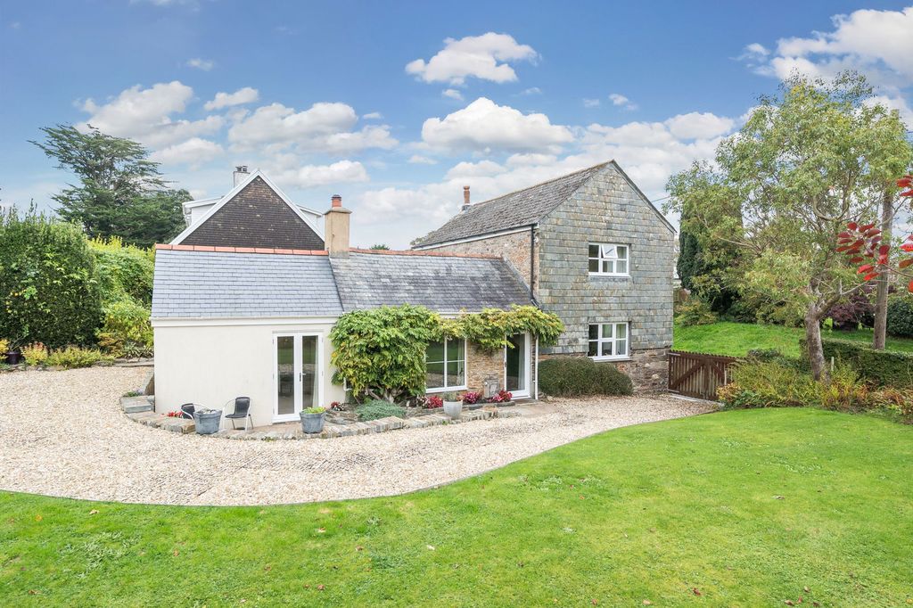 Property photo 1 of 21