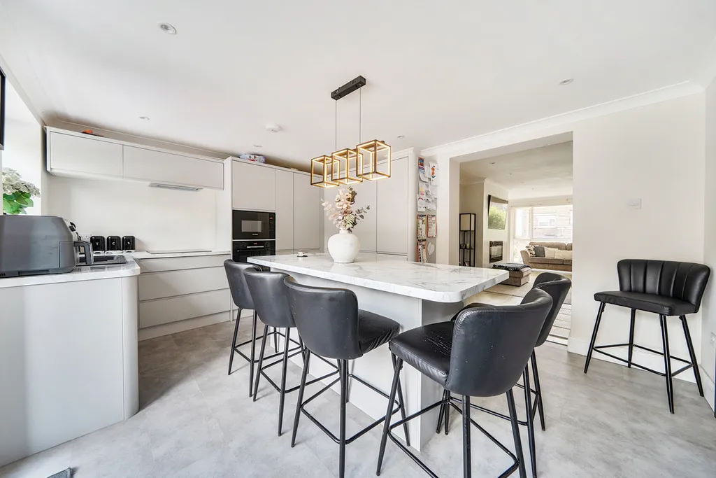 Courtmount Grove, Portsmouth PO6 – pohled 6