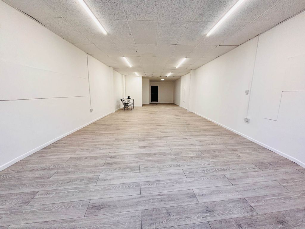 Property photo 2 of 3