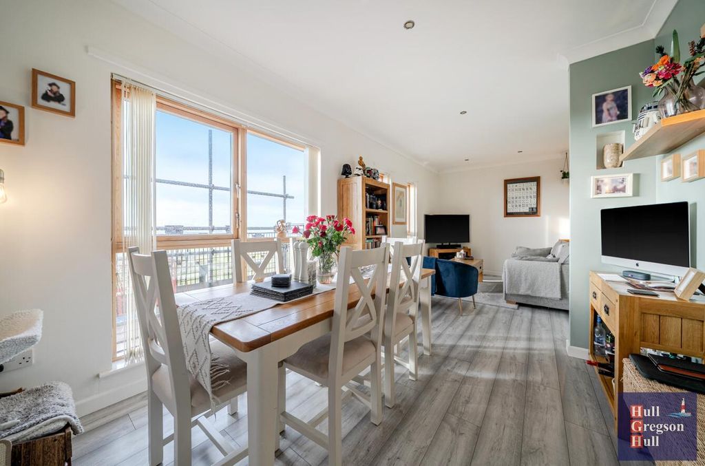 Property photo 3 of 20 0Fa315c8-3c28-4d42-8Fef-6c19646c19c7.Jpg