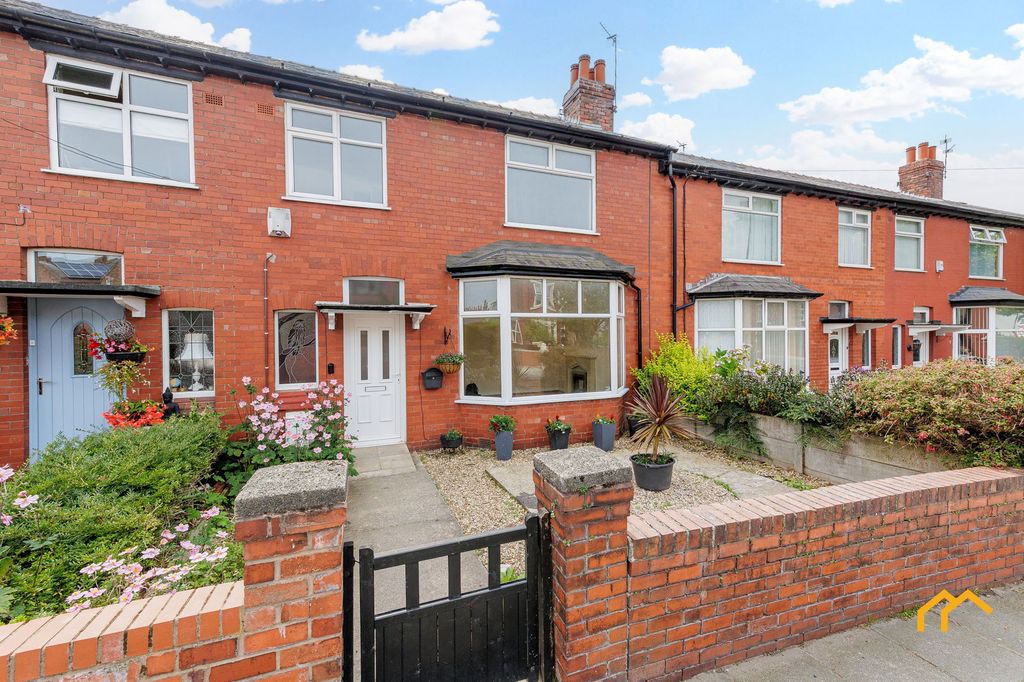 Property photo 1 of 40