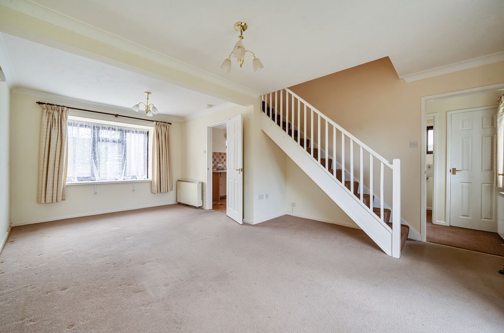 Property photo 3 of 25 1404563-10-699Dbe...