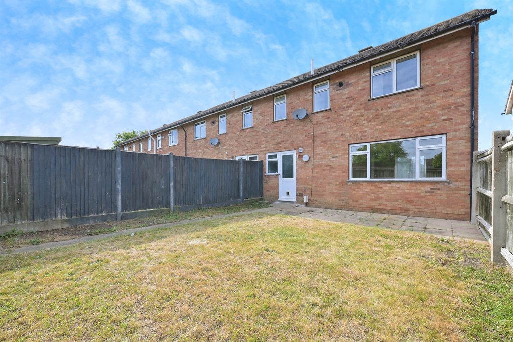 Property photo 3 of 13