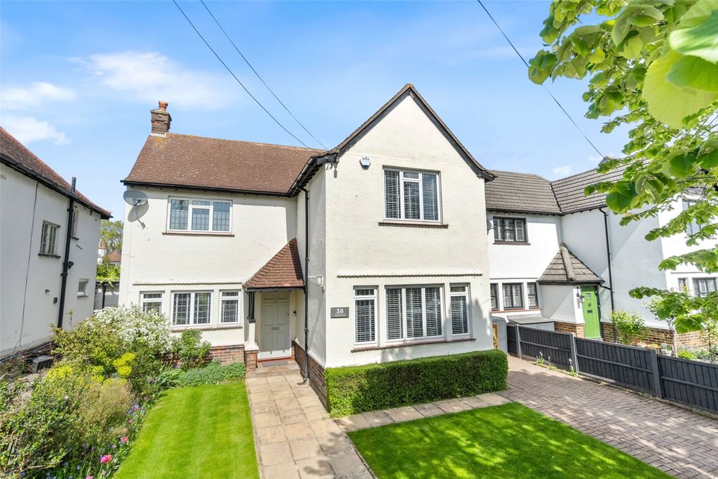 Property photo 1 of 20 Picture No. 05