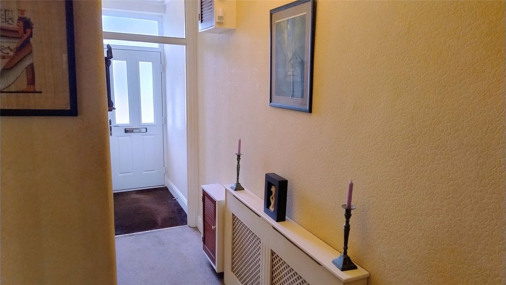 Property photo 2 of 23 Picture No. 40