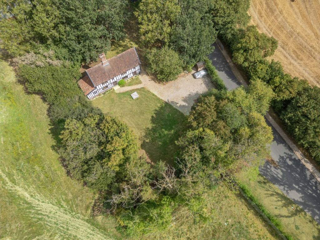 Property photo 2 of 30