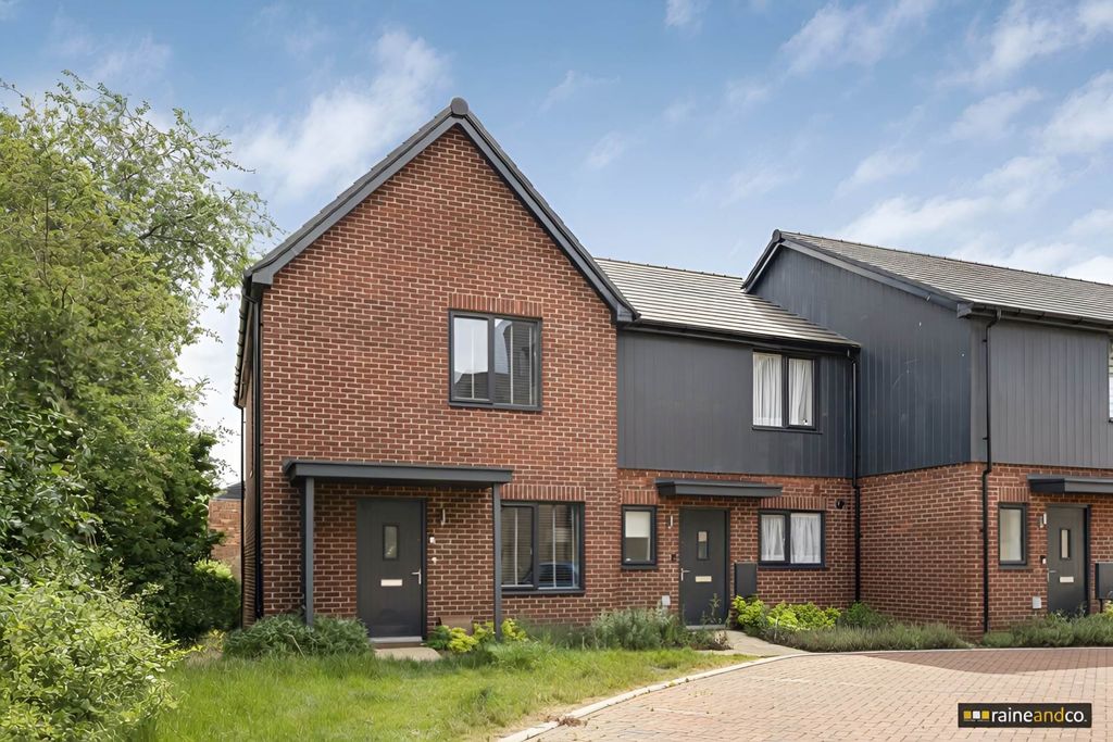 Property photo 1 of 21