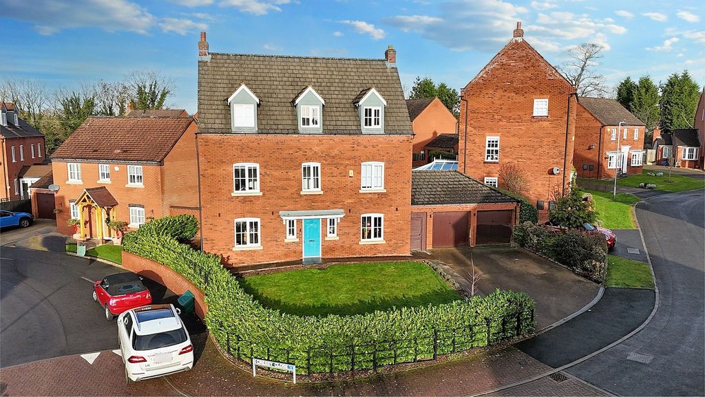 Property photo 1 of 30