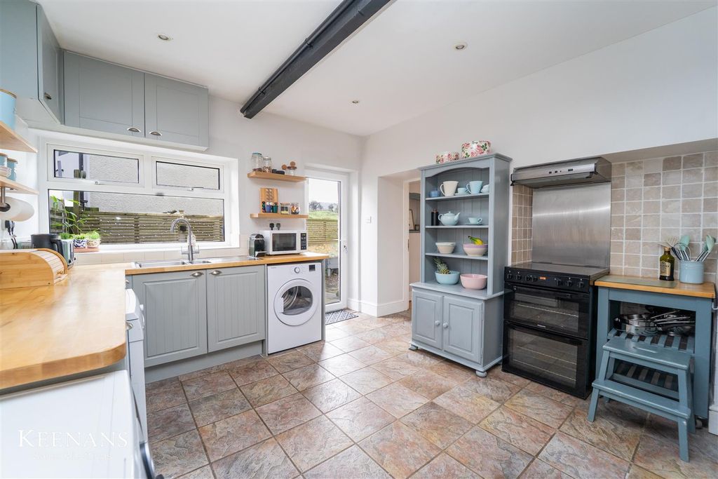 Property photo 3 of 35 3.Jpg