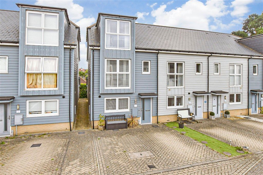 Property photo 1 of 14 External Web