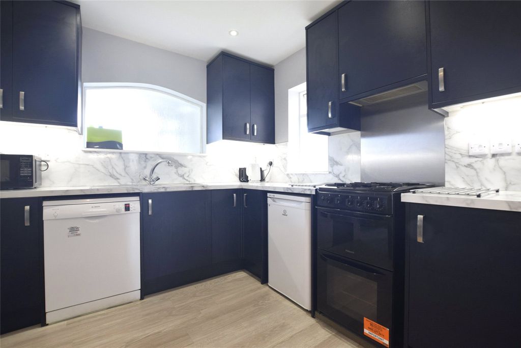 Property photo 3 of 13 Kitchen