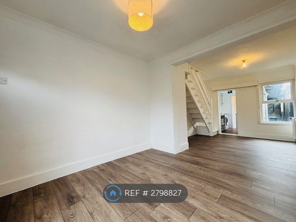 Property photo 3 of 10 Reception Room