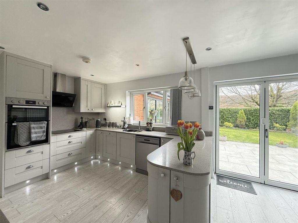 Property photo 2 of 29 Img_0219.Jpeg