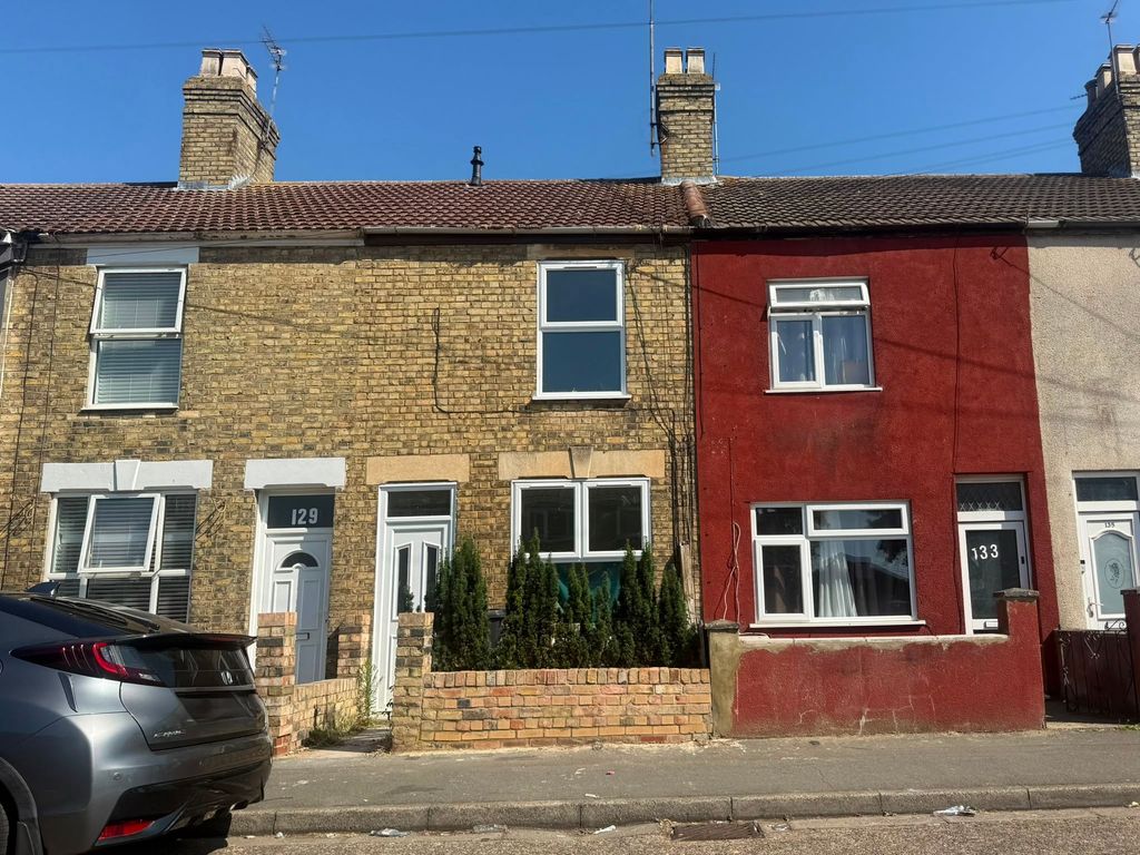 Property photo 1 of 7