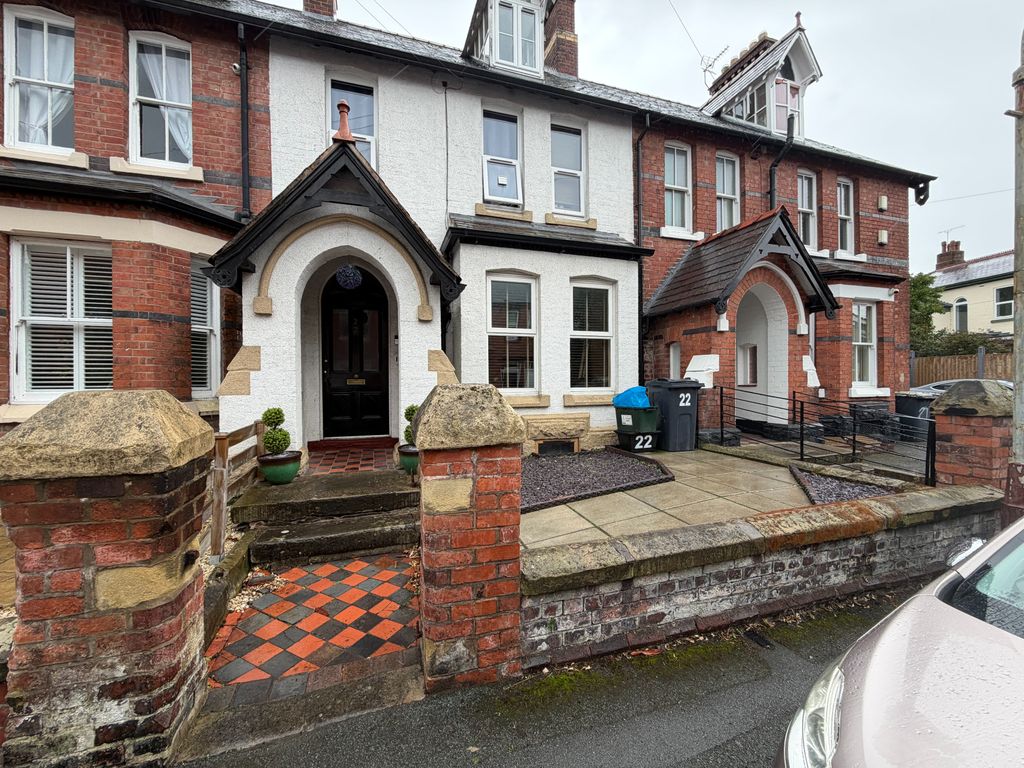 Property photo 1 of 5