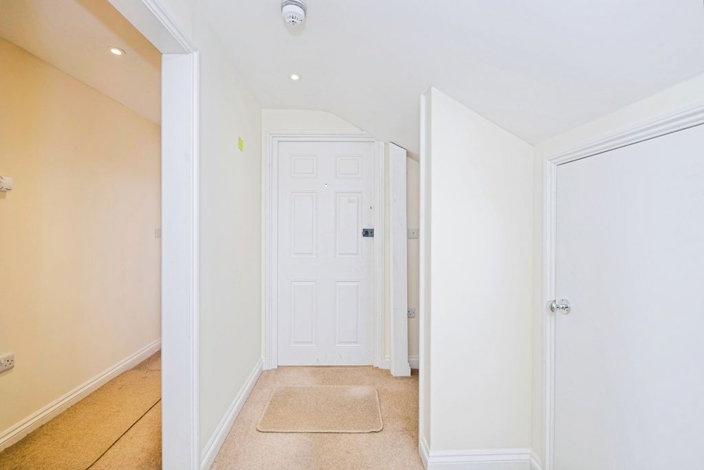Additional image 21 of 3 bed flat for saleAlverton Road, Penzance, Cornwall TR18