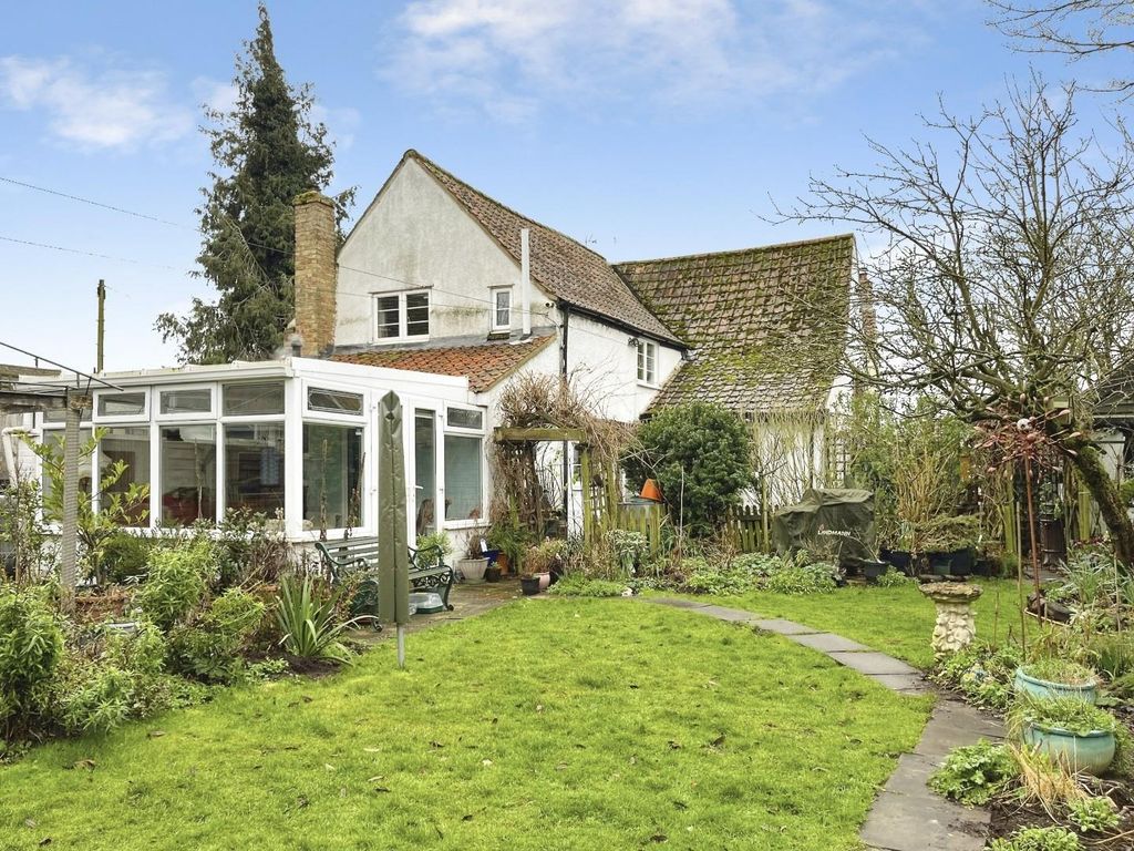 Property photo 1 of 17 Tlc_14F46Be8-98d8-441c-B03F-71Be9Dba27d2_Ddc661d.J