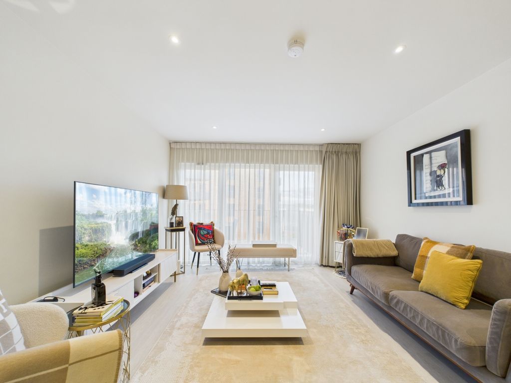 Property photo 1 of 9 Cam03750G0-Pr0085-Still013