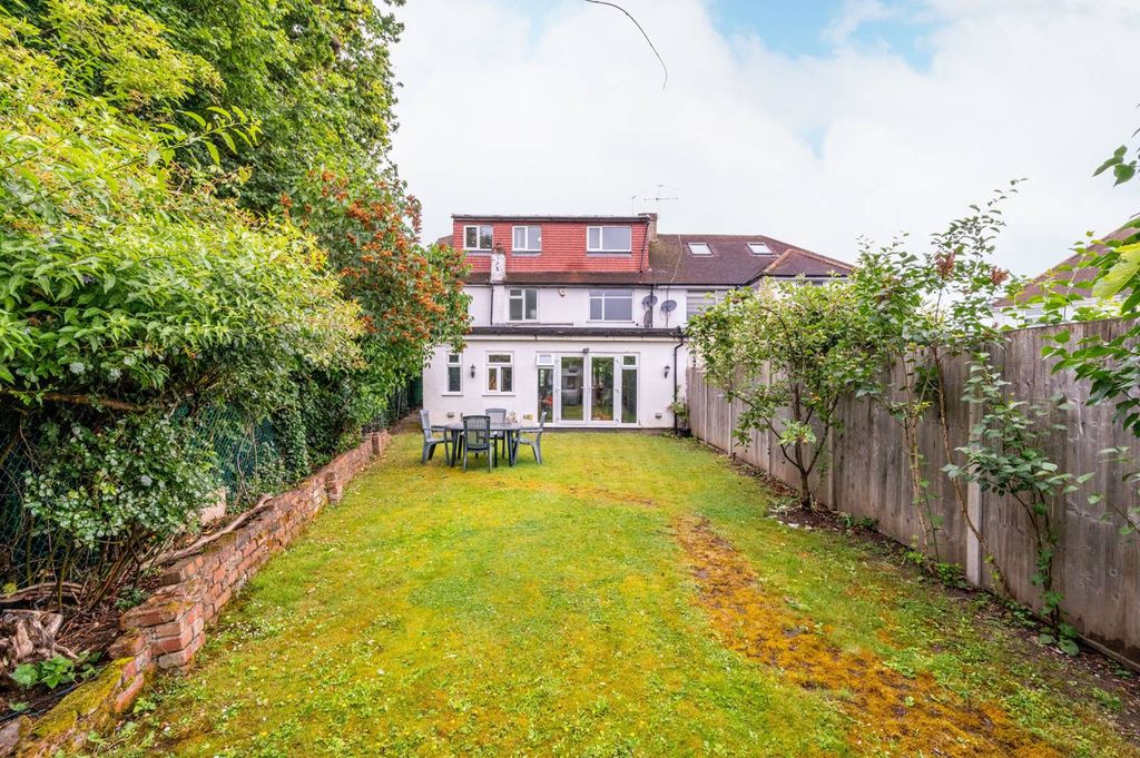 Property photo 1 of 19