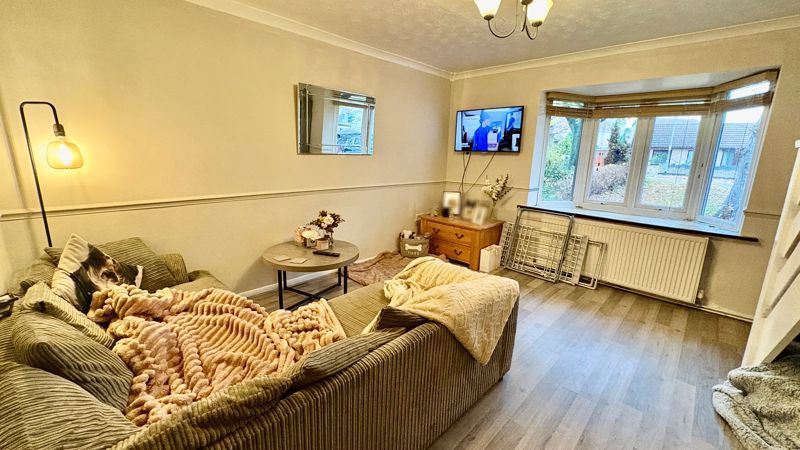 Property photo 2 of 11 Photo 2