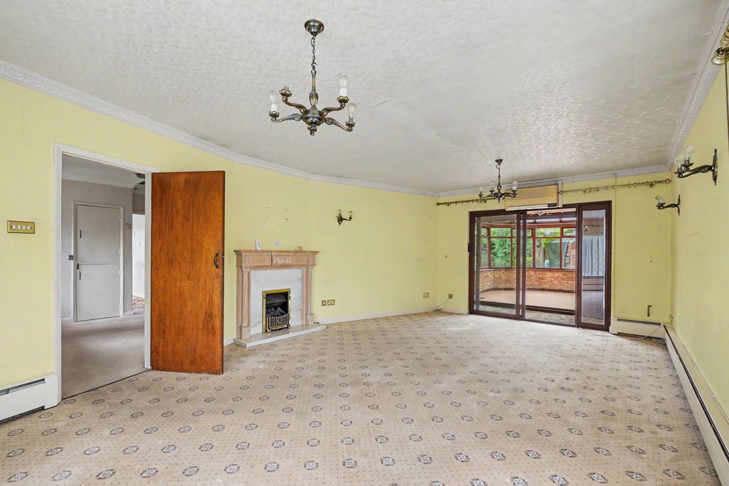 Property photo 3 of 43 Photo 8