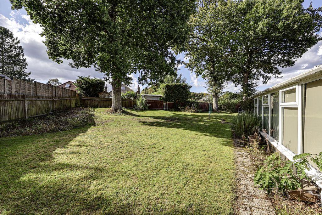 Property photo 3 of 12 Picture No. 10