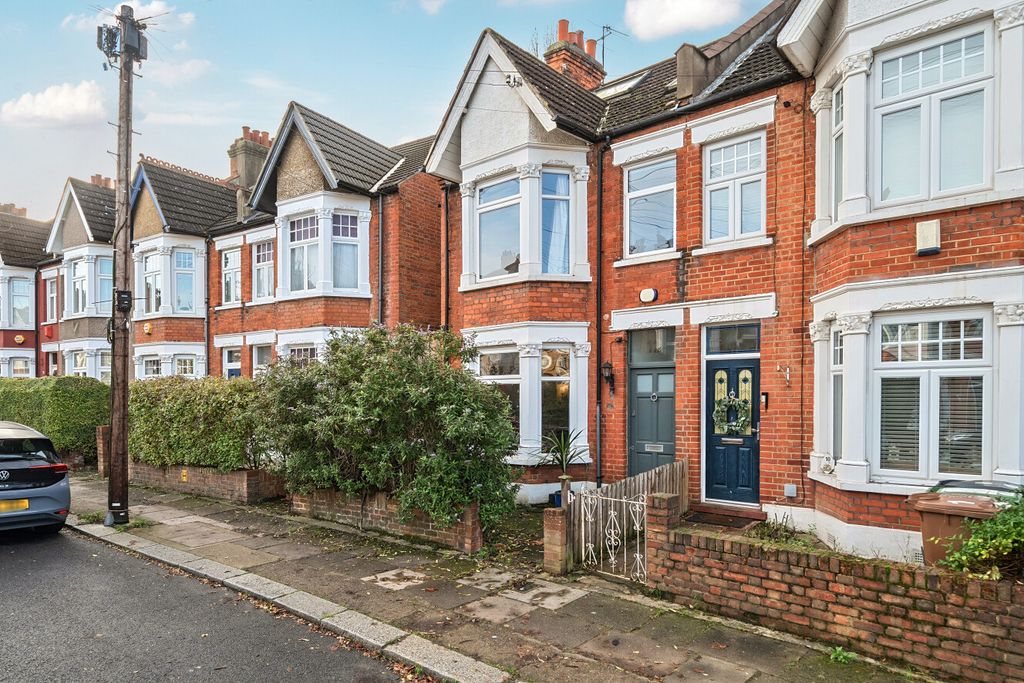 Property photo 2 of 22 1394065-3-694522c...