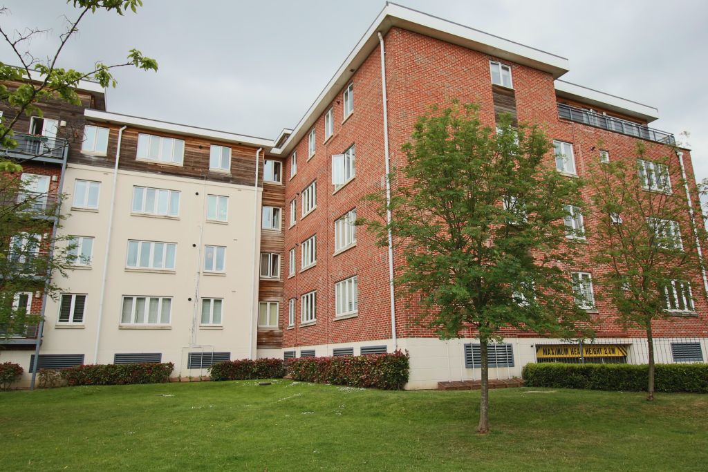 Property photo 1 of 8