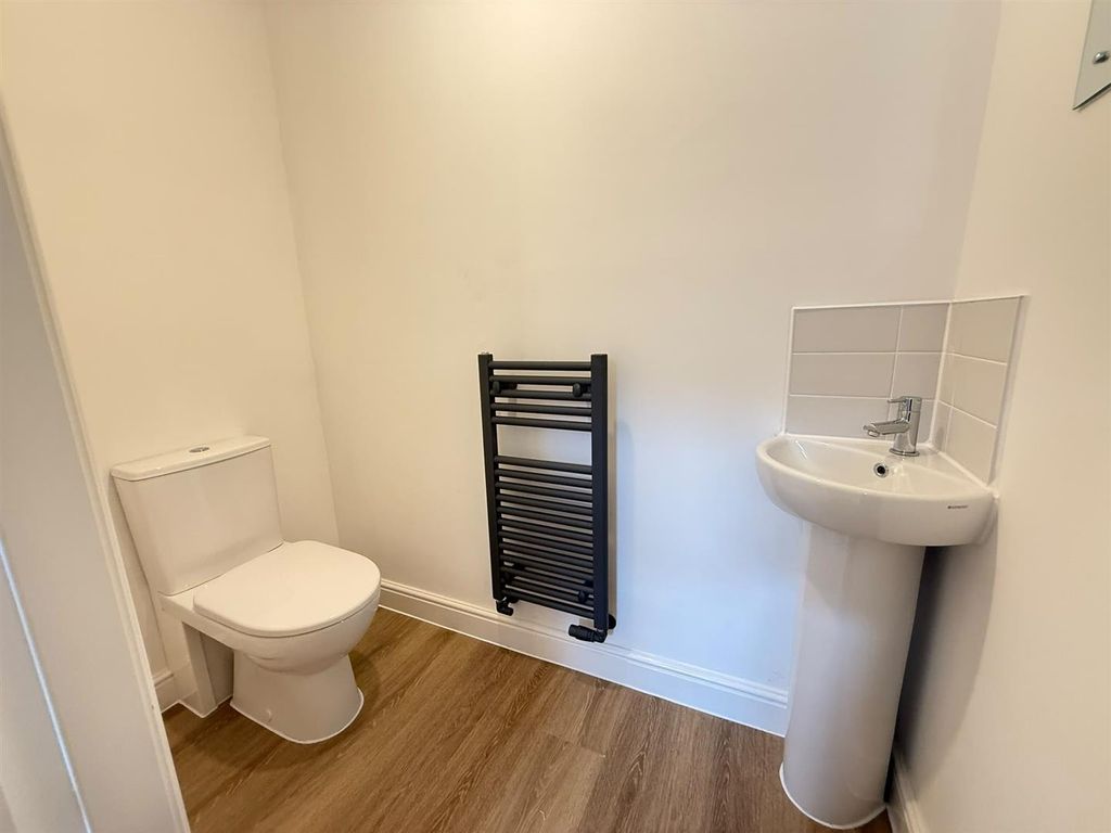 Property photo 2 of 17 WC.Jpg