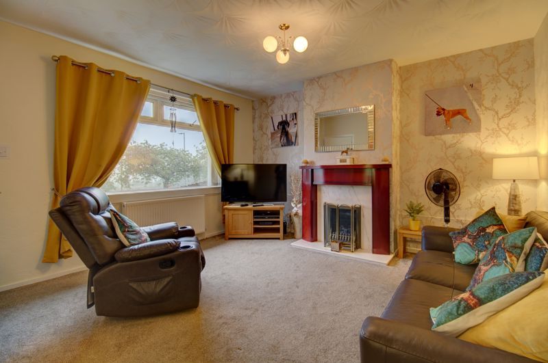 Property photo 3 of 19 Photo 8