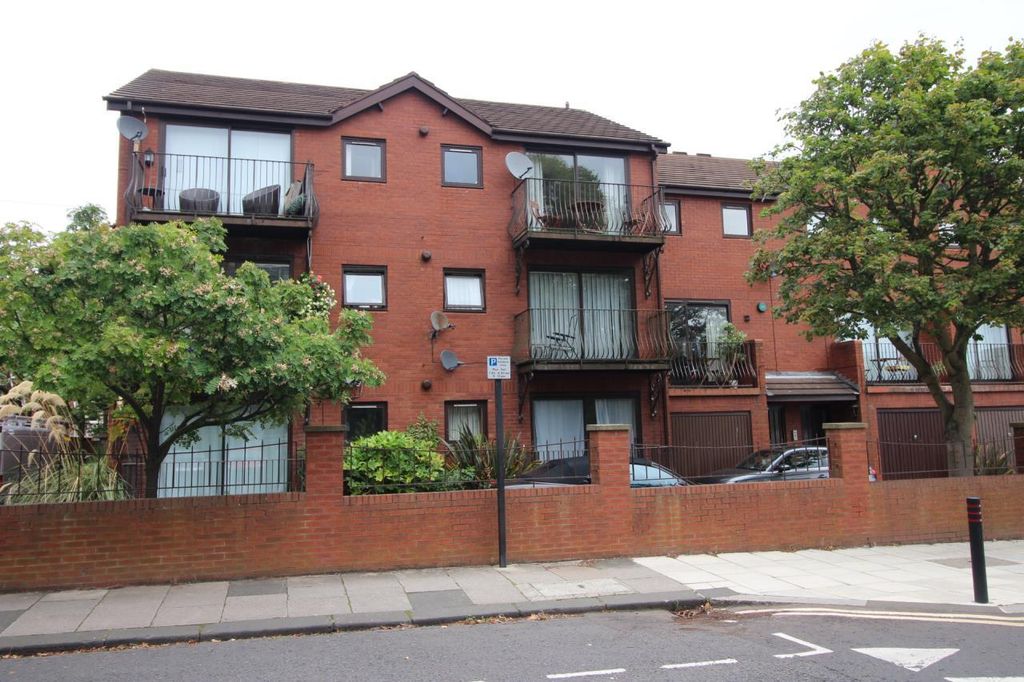 Property photo 3 of 8