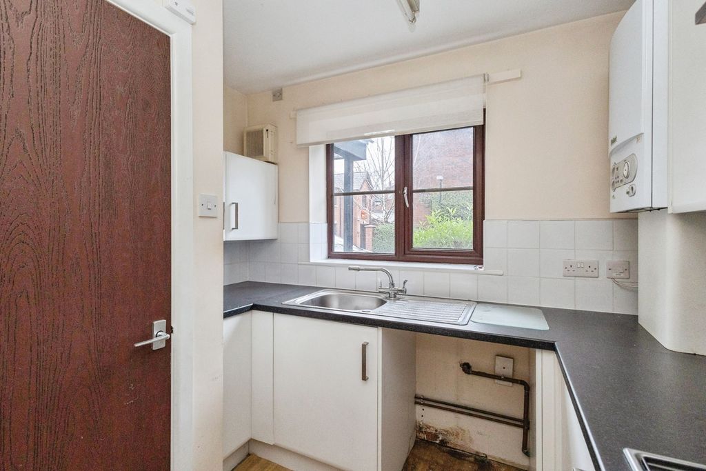 Property photo 3 of 14 Pbox-Img.Jpg