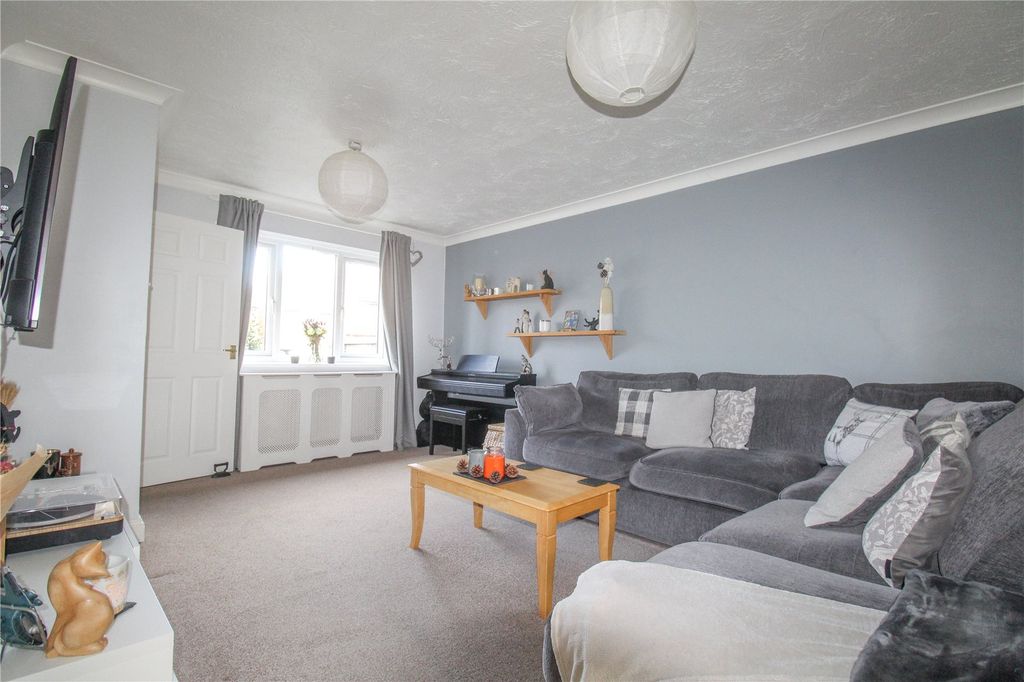 Property photo 2 of 17 Picture No. 02