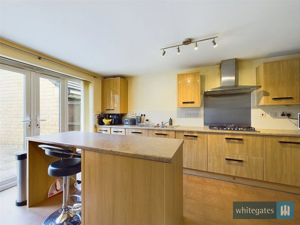 Property photo 3 of 23 Picture No. 07