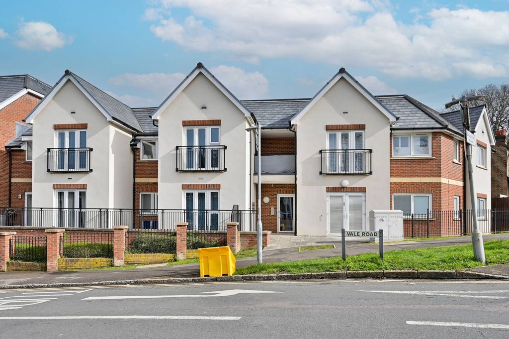 Property photo 2 of 14