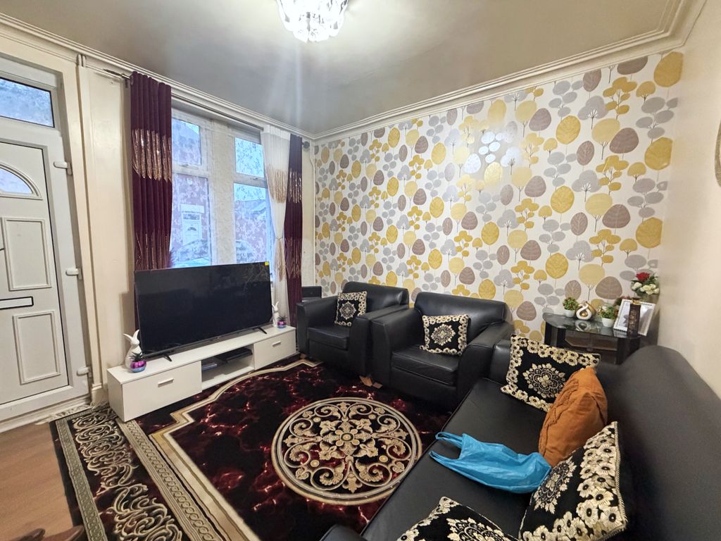 Property photo 2 of 10 044De509-615F-498B-A3F2-0E4A005Df060 2.Jpg